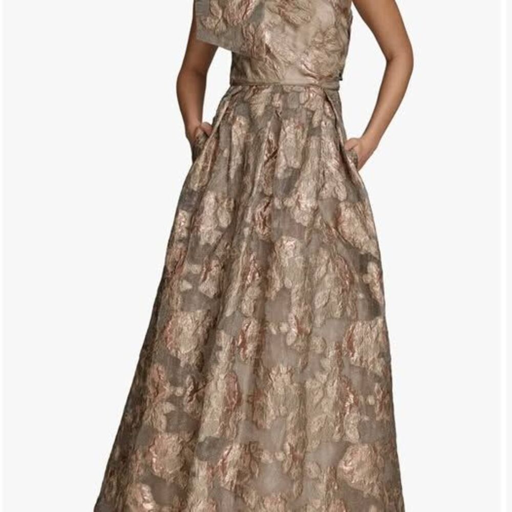 Donna Karan One-Shoulder Metallic Jacquard Gown